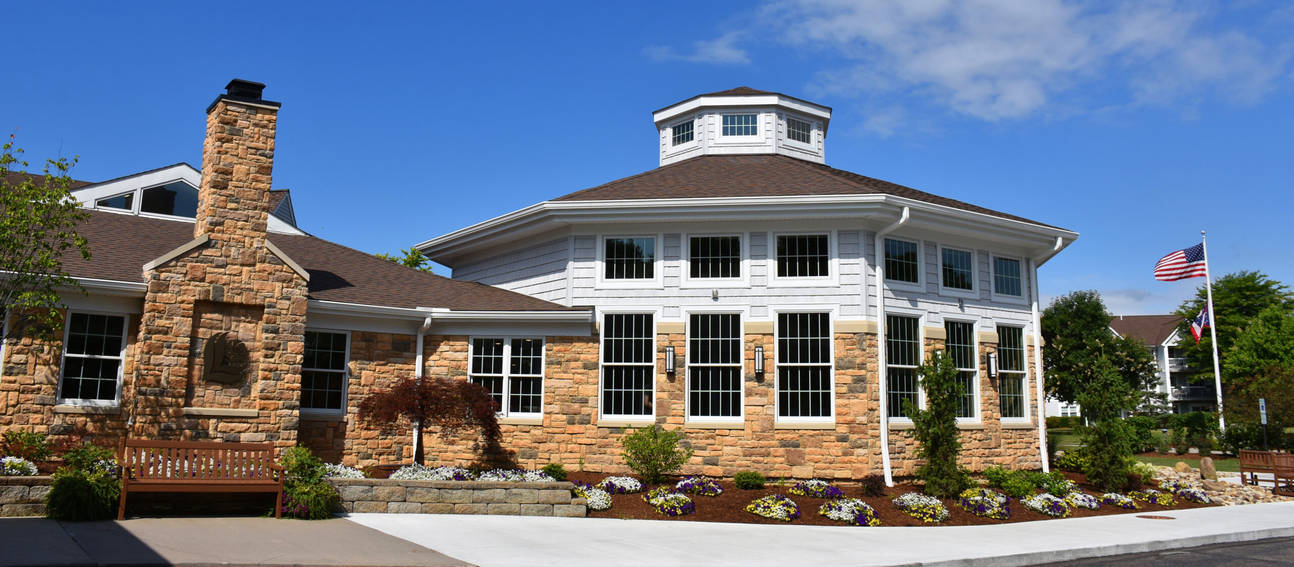 DSC 4716 Front Area Bistro 20x9 w Logo