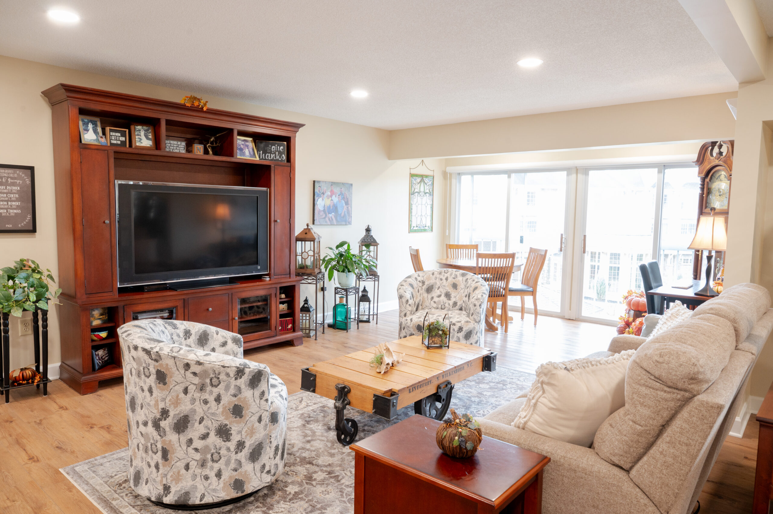 Laurel Lake Retirement Community